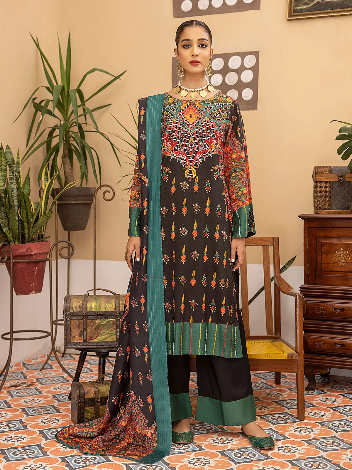 Black & Green Winter Dhanak Embroidered 3-Piece Suit