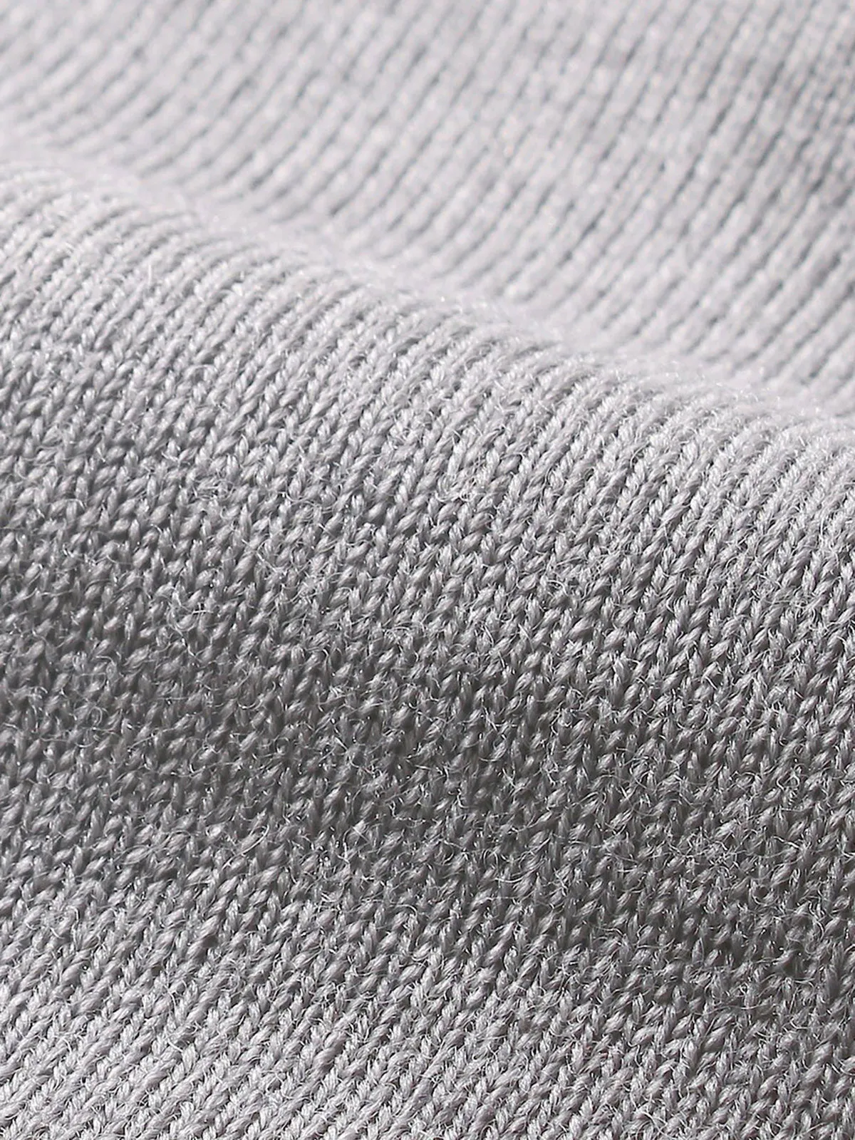 Extrafine Merino V-Neck Light Grey