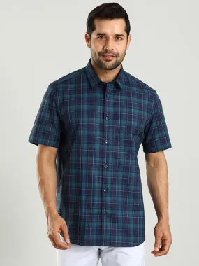 Men Checked Half Sleeve Cotton Shirt