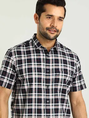 Men Checked Half Sleeve Cotton Shirt