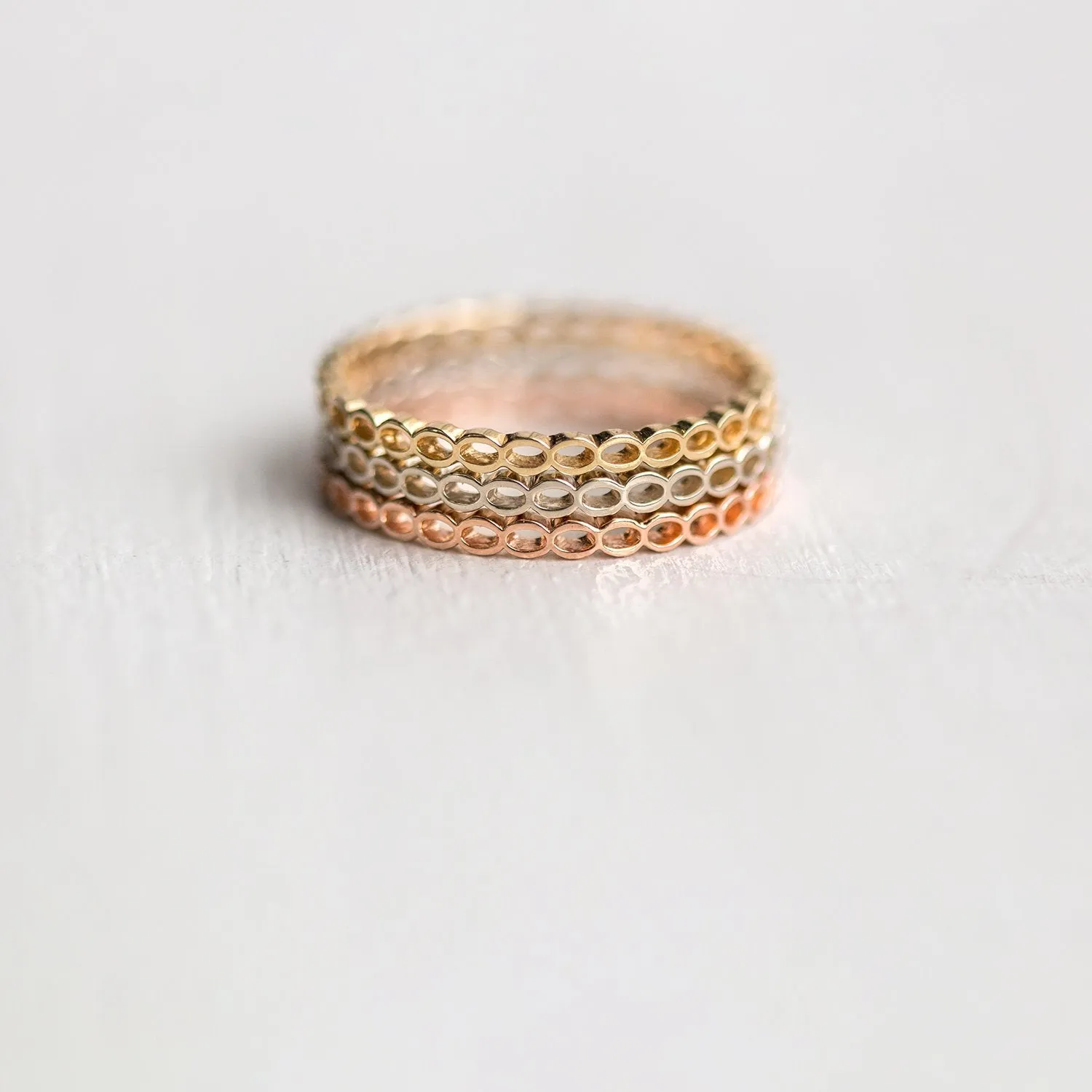 Open Weave Band - OOS